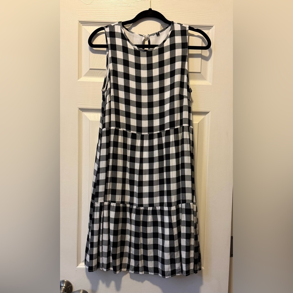 Black and White Checkered Sleeveless Dress